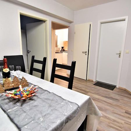 Apartment Koeln-Muelheim Colónia Exterior foto
